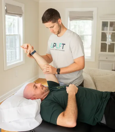 Patient working with a provider at a physical therapy clinic in Midlothian, VA 