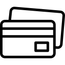Schwarze Kreditkarte mit einem Chip und einem sichtbaren Magnetstreifen.
