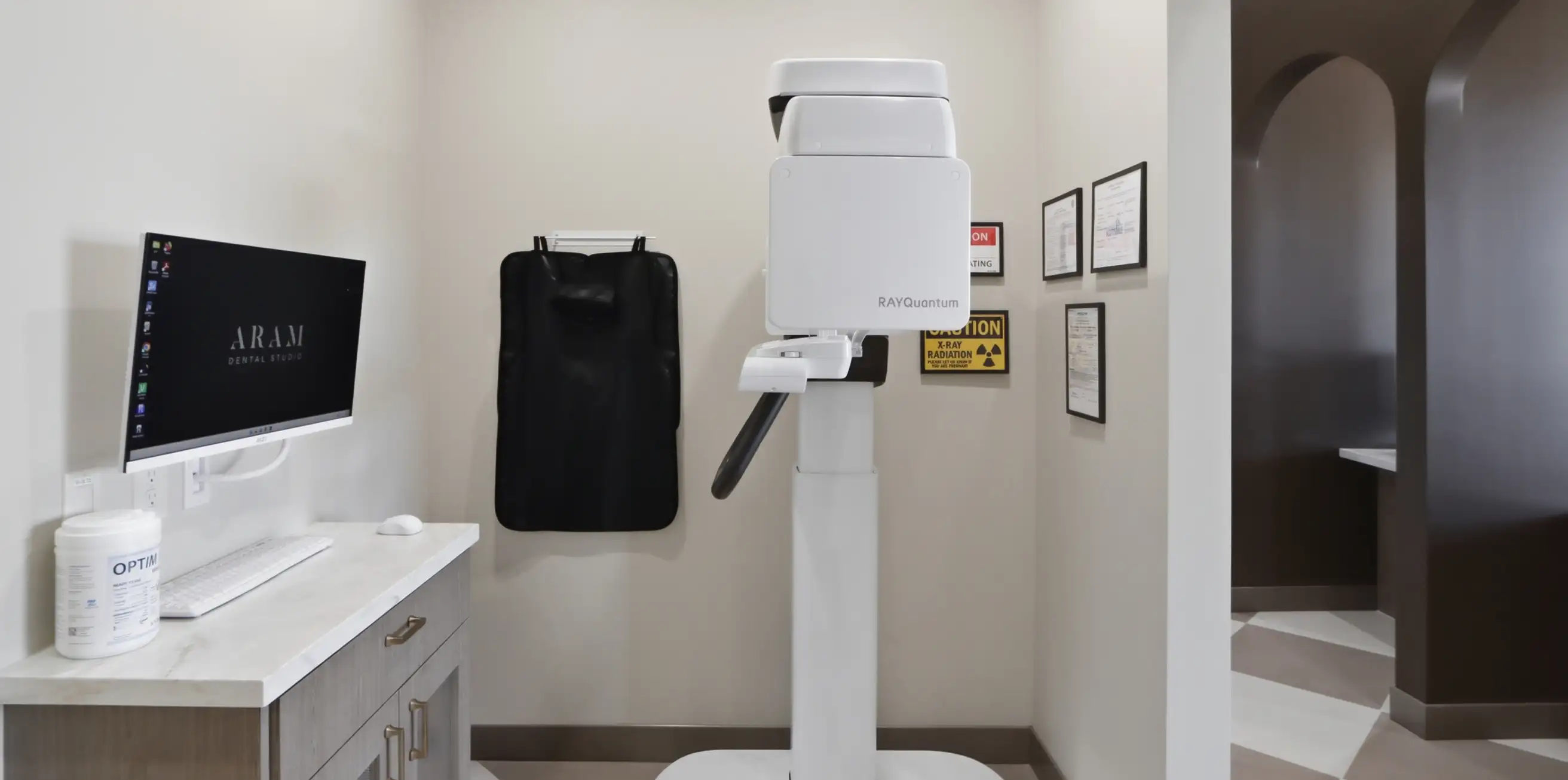 Aram Dental Studio office