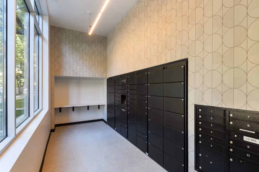 Mail lockers