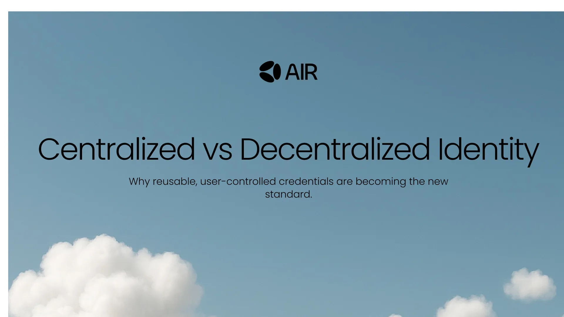 Centralized vs decentralized identity