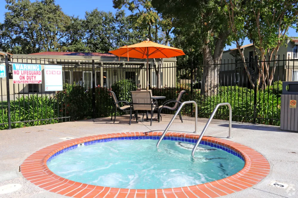 Hot tub