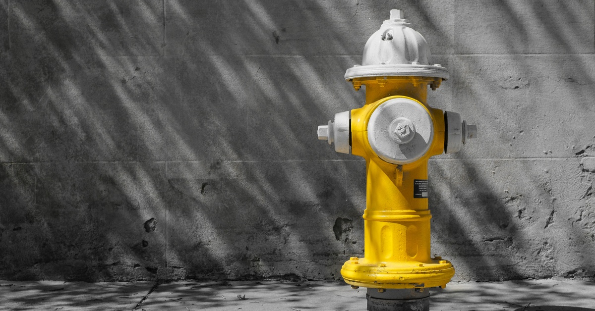 A yellow fire hydrant. 