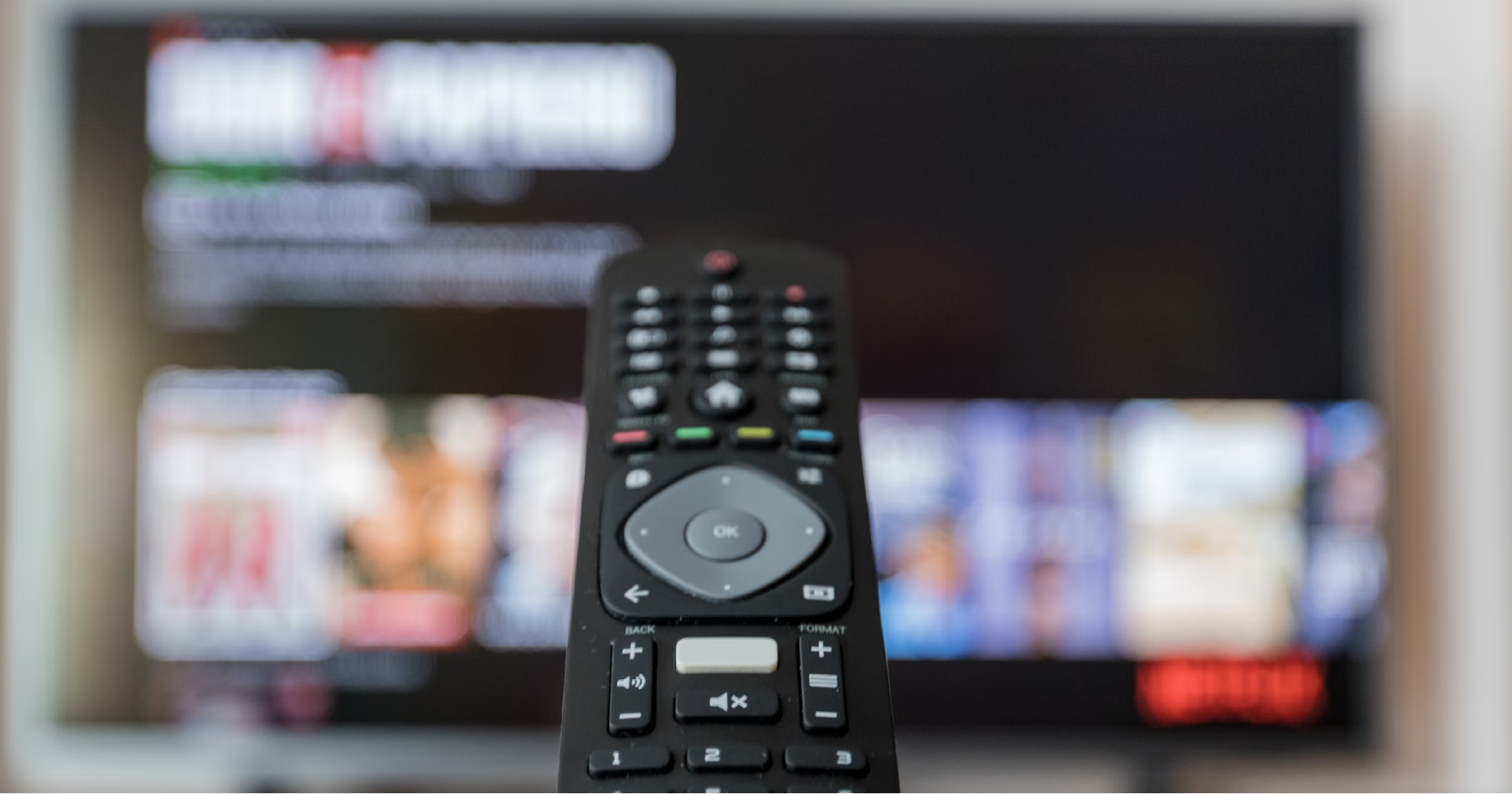 Ilustración de espectadores que acceden al Apple TV 