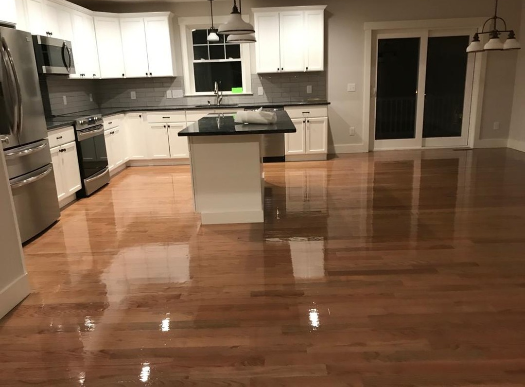 Kitchen hardwood with a fresh high gloss coat by Brazil Floors