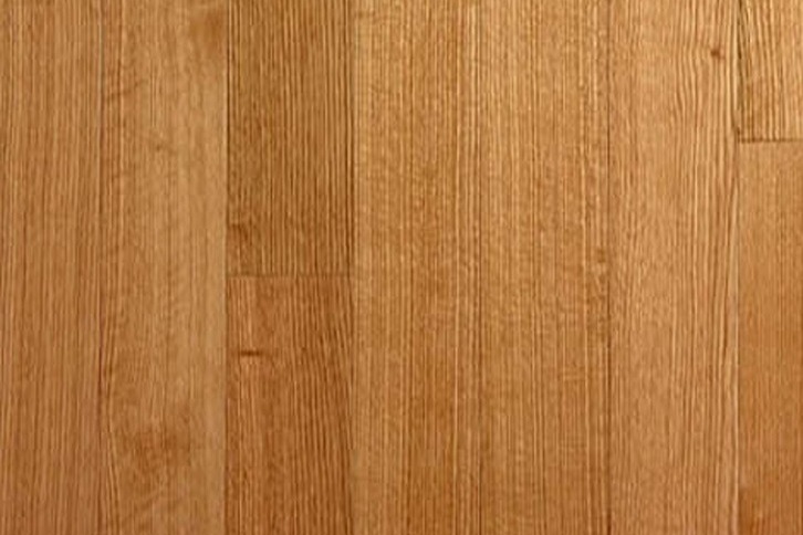 Select and Better rift and quartered red oak floor with tight linear grain from Brazil Floors