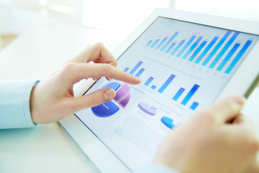 Digital marketing agency in Miami looking at first-party data on an ipad