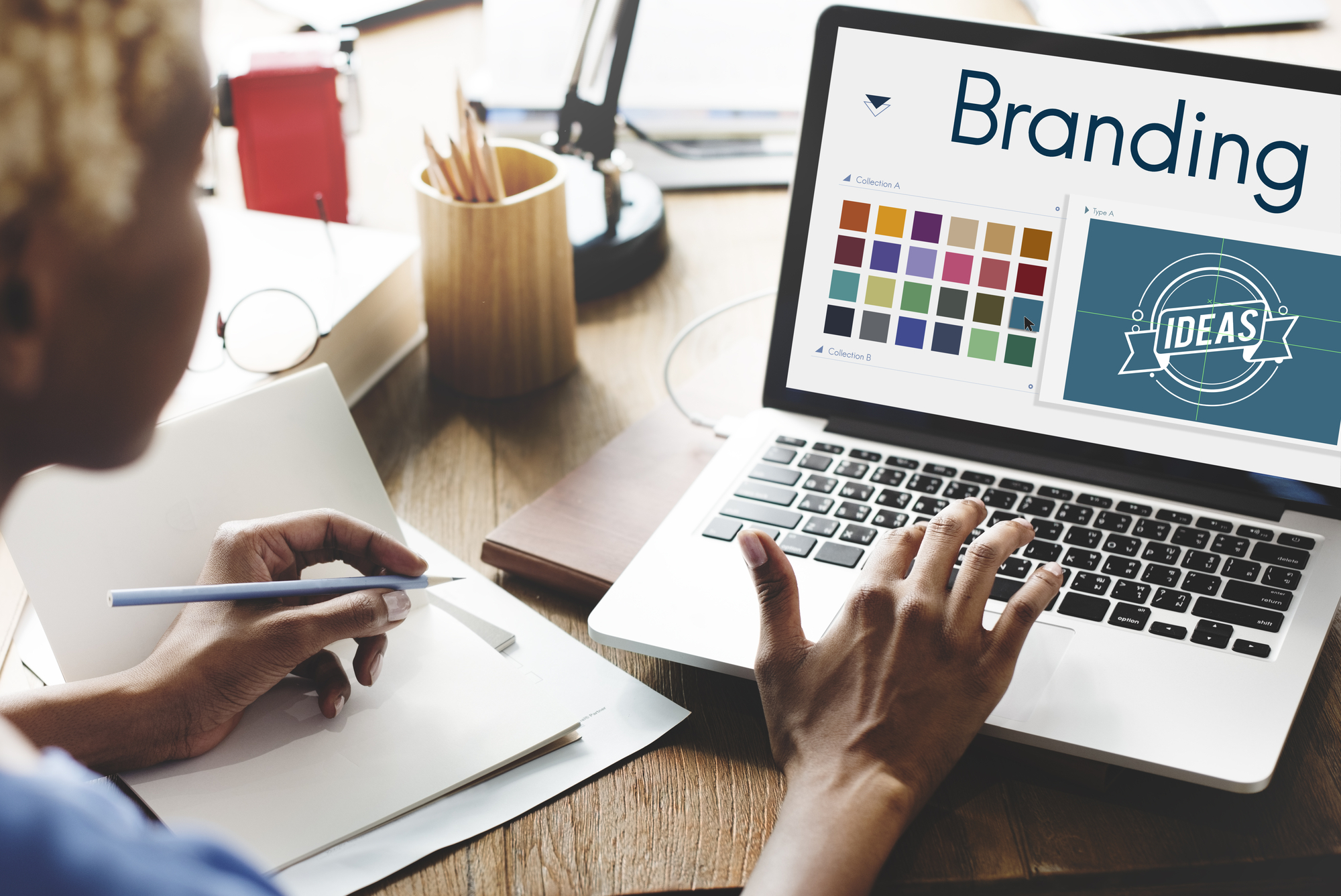 digital marketer working on branding