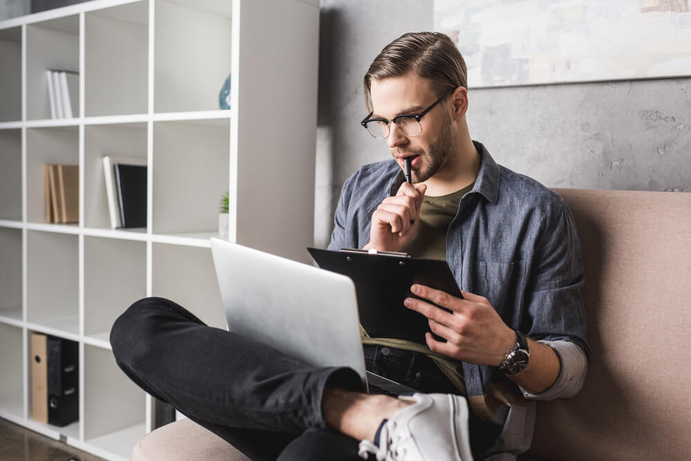 Marketer optimizing old blogs for local SEO in Miami