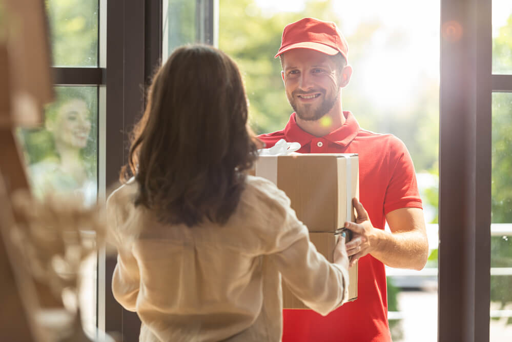 Customer is happy about last-mile delivery experience with brand.