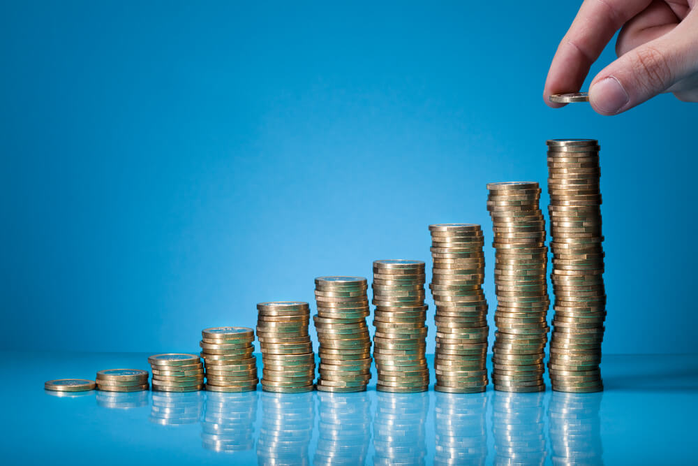 Internet Marketing in Miami stacking up more and more coins