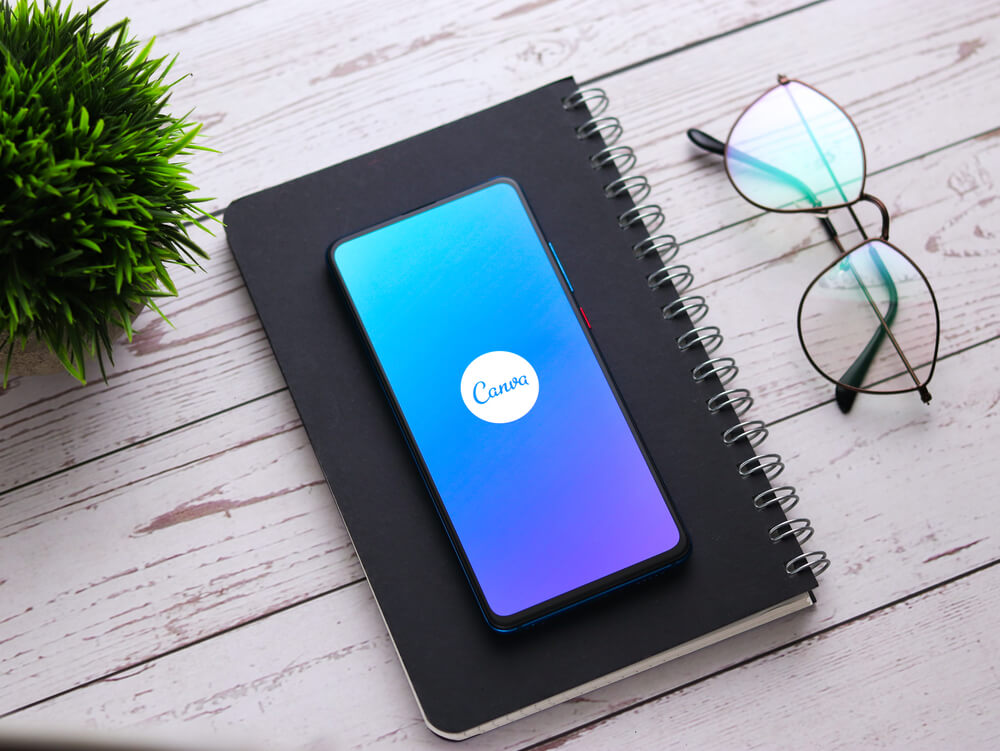 Using canva with South Florida digital marketing.
