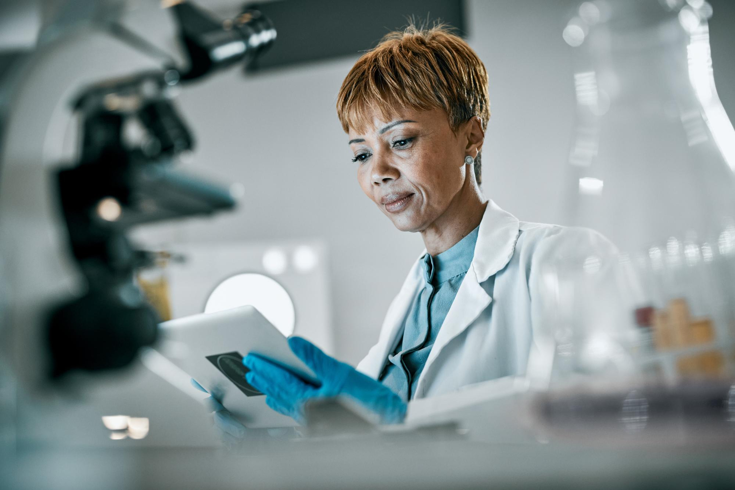 Lab-guided restorative wellness care at Aevum's Houston Heights clinic