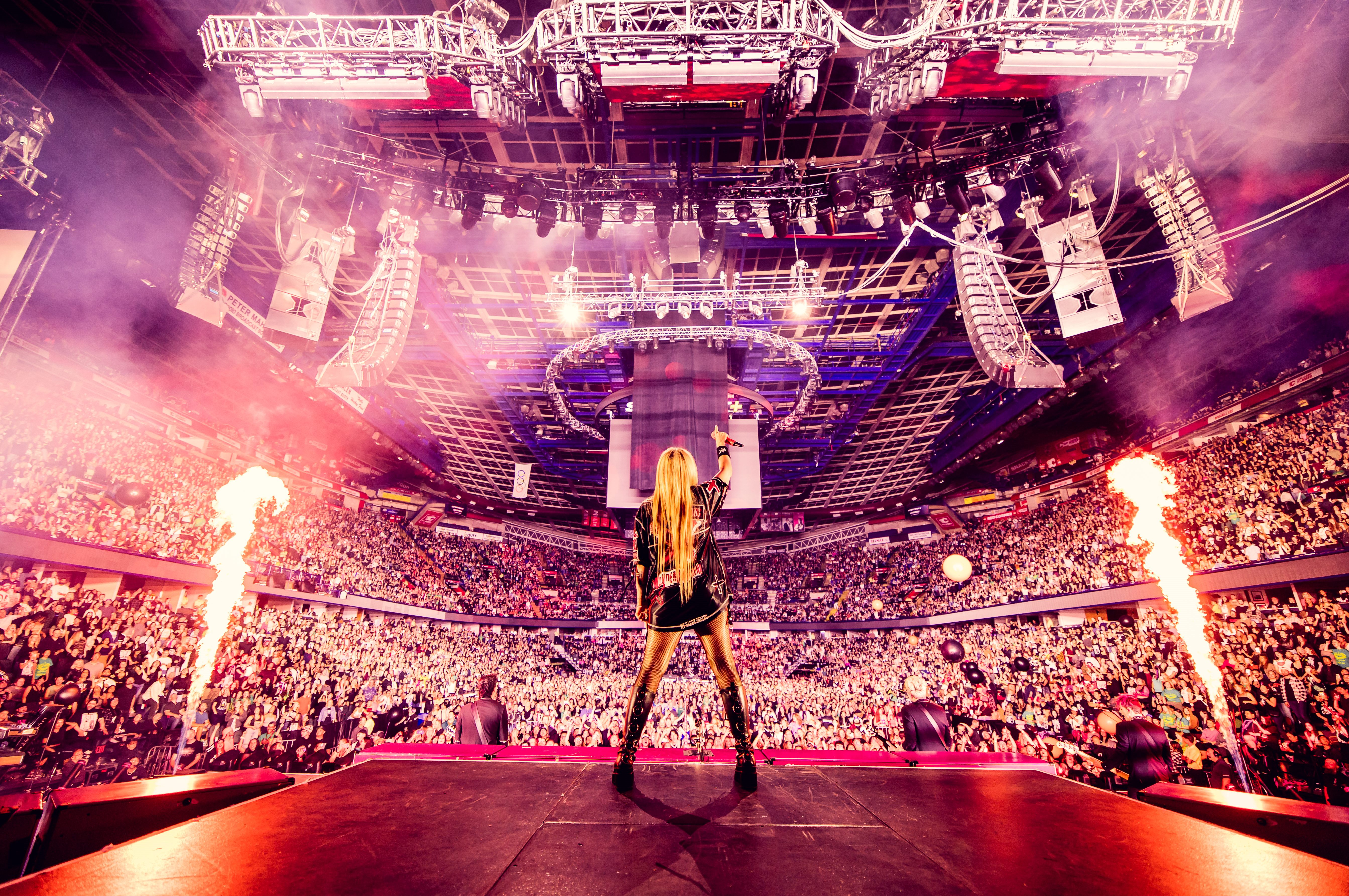 Avril Lavigne Greatest Hits Tour — stage and lighting design by Jake Roeber, photo Skyler Barberio.