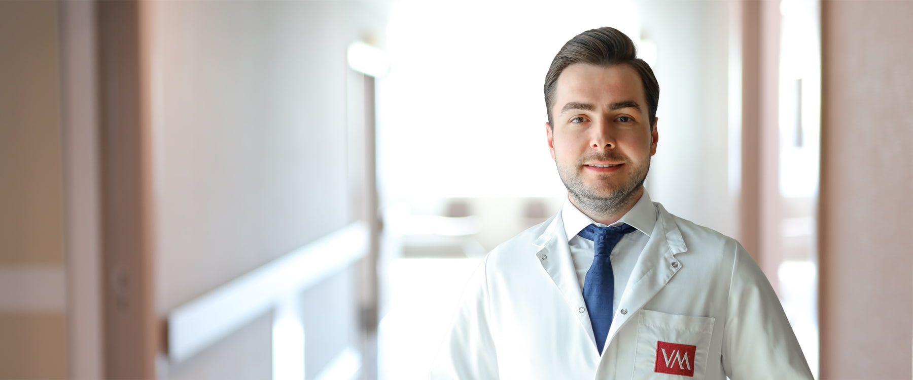 Surgeon Dr. Volkan Ezici