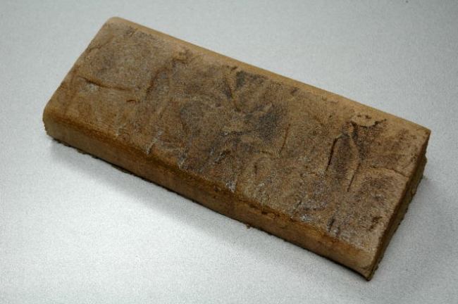 Slate Texture slant concrete curbing