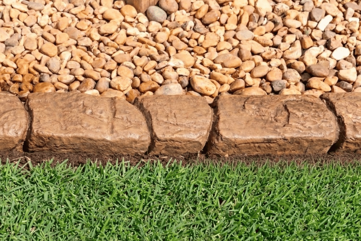 Golden Palm Signature Decorative Concrete Curbing