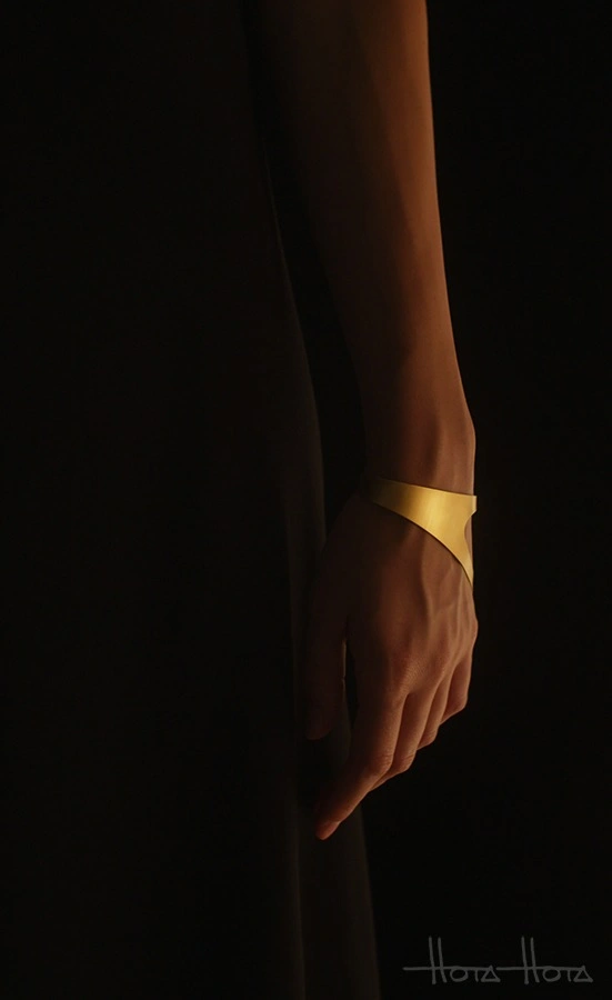 Hota Hota - Jewellery Cover