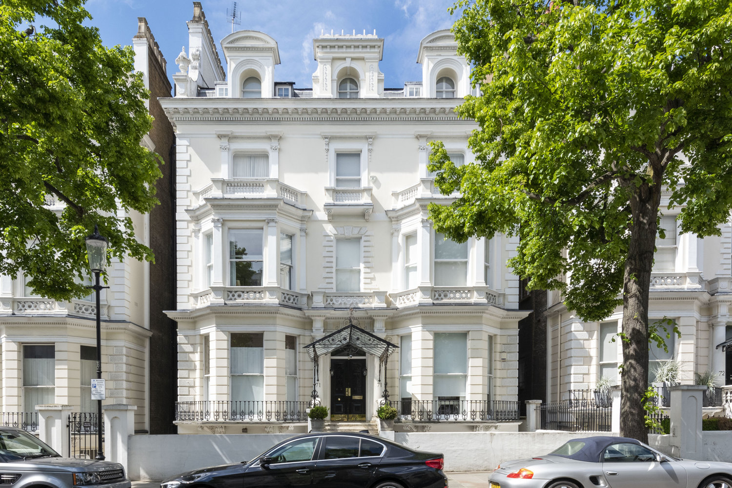 71 Holland Park