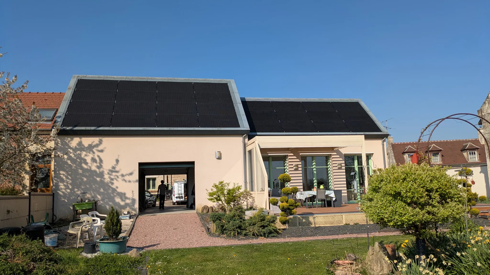 Installation photovoltaïque à Chevincourt (60150) après remplacement de la centrale