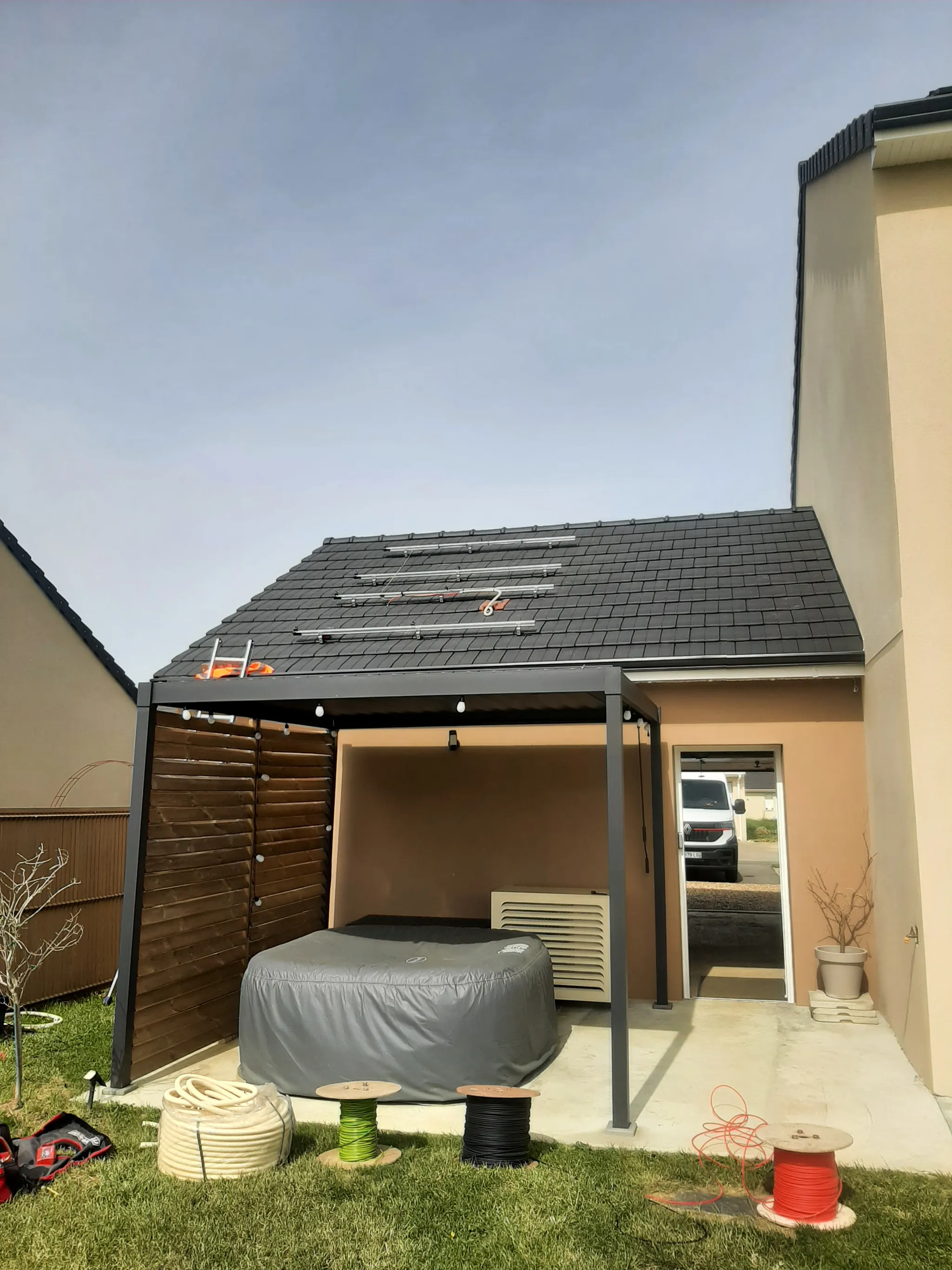 Toiture du garage à La Loupe (28240), avant travaux