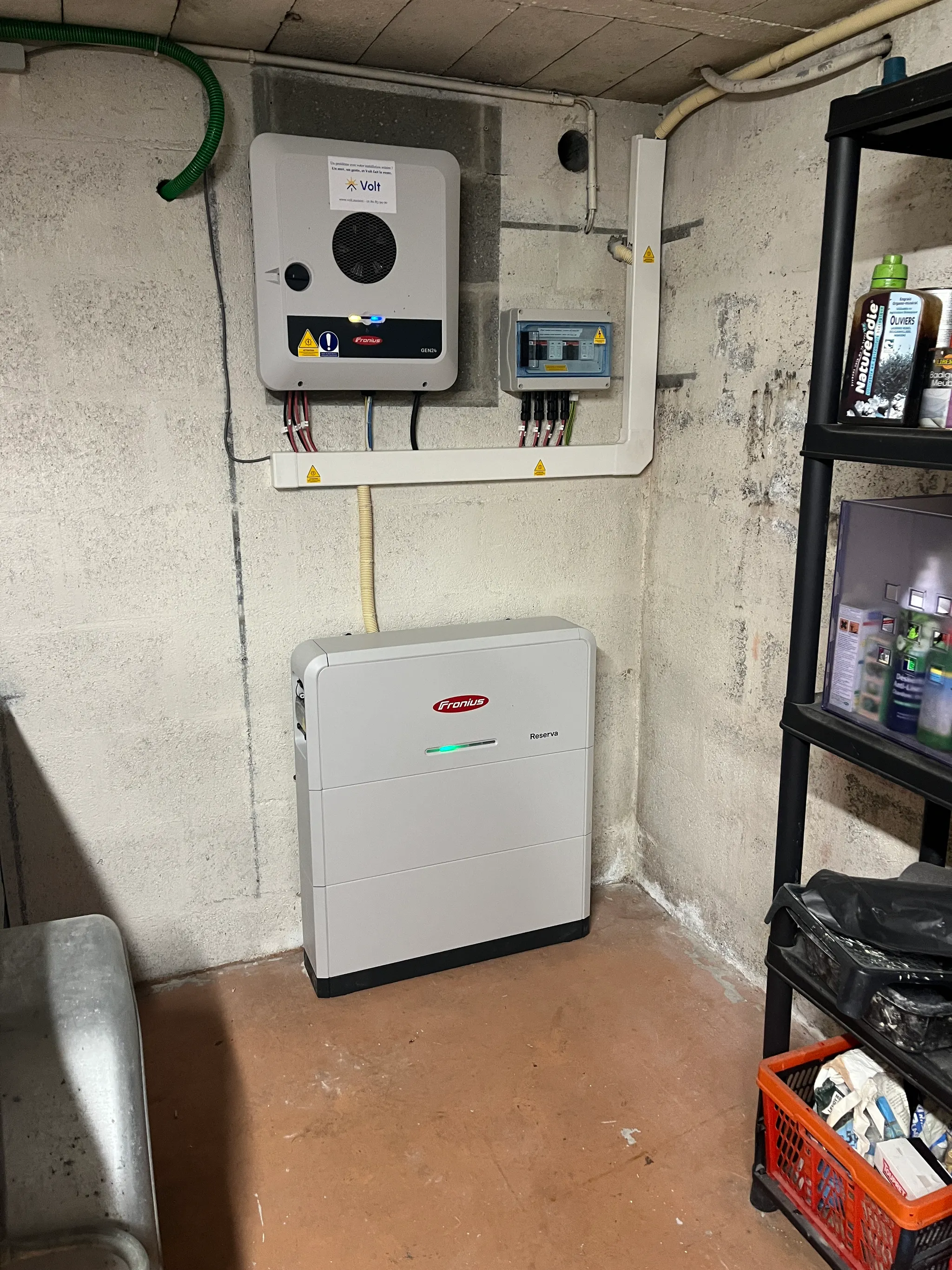 Onduleur hybride Fronius Primo GEN24 Plus 6.0 et batterie Fronius Reserva 6,3 kWh à Osny (95520)
