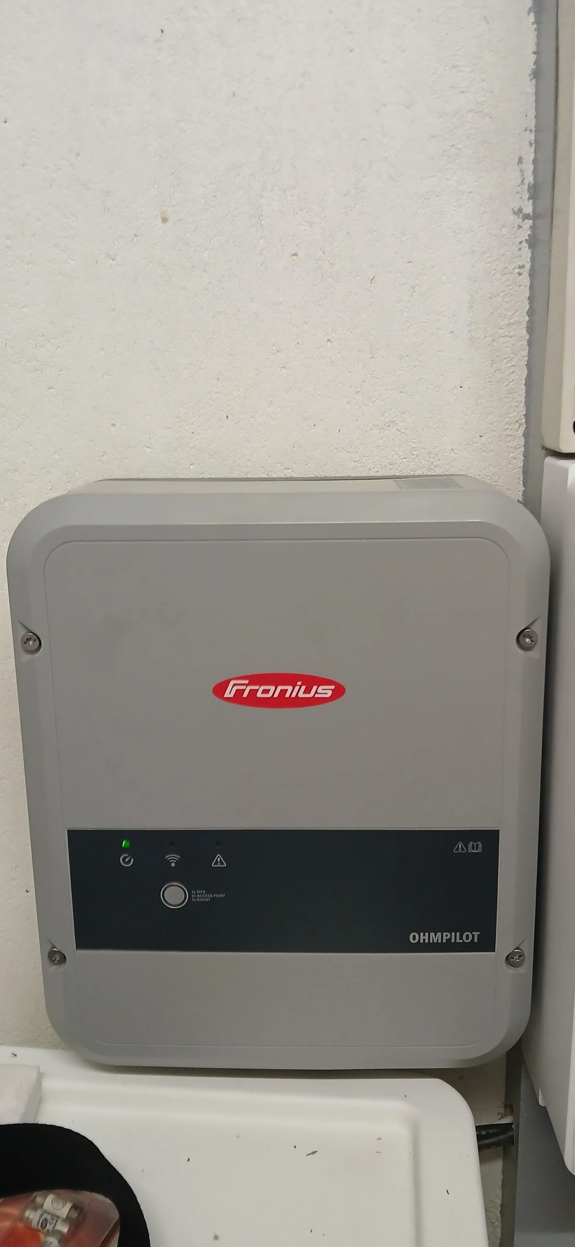 Fronius Ohmpilot, qui pilote le chauffe-eau sur le surplus solaire, à Cormeilles-en-Parisis (95)
