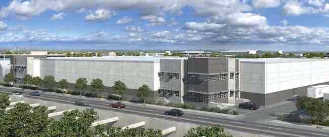 Commercial property at 6911 S Alameda St, Los Angeles, CA