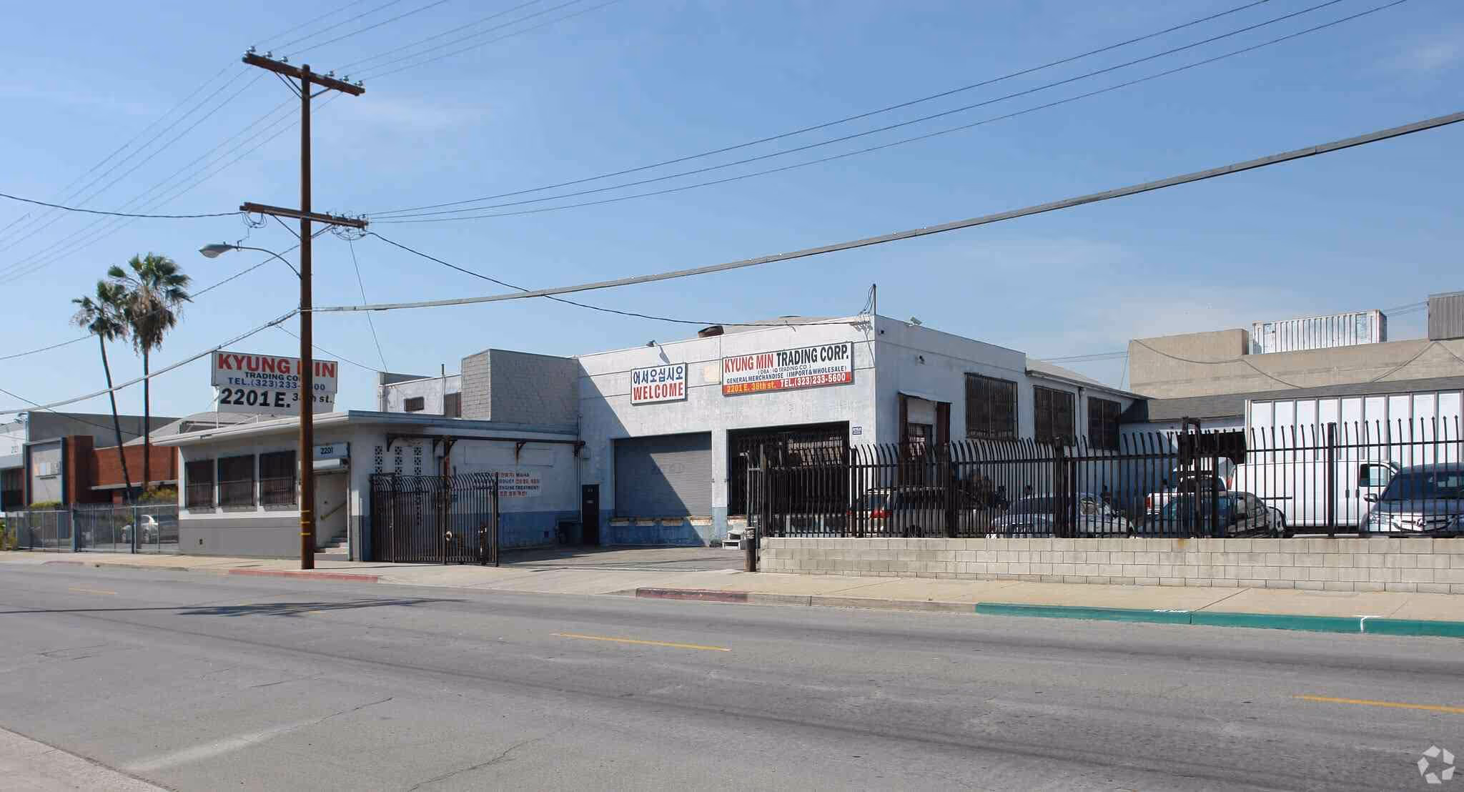 Industrial building at 2201 E 38th St, Vernon, CA