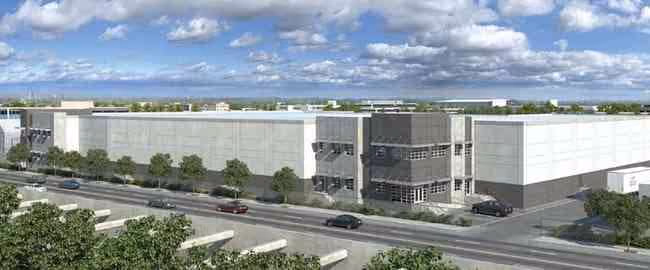Commercial property at 6911 S Alameda St, Los Angeles, CA