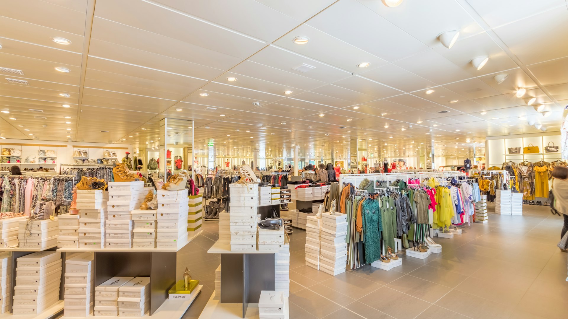 Retail vacancy steady at 6.0% with little new supply