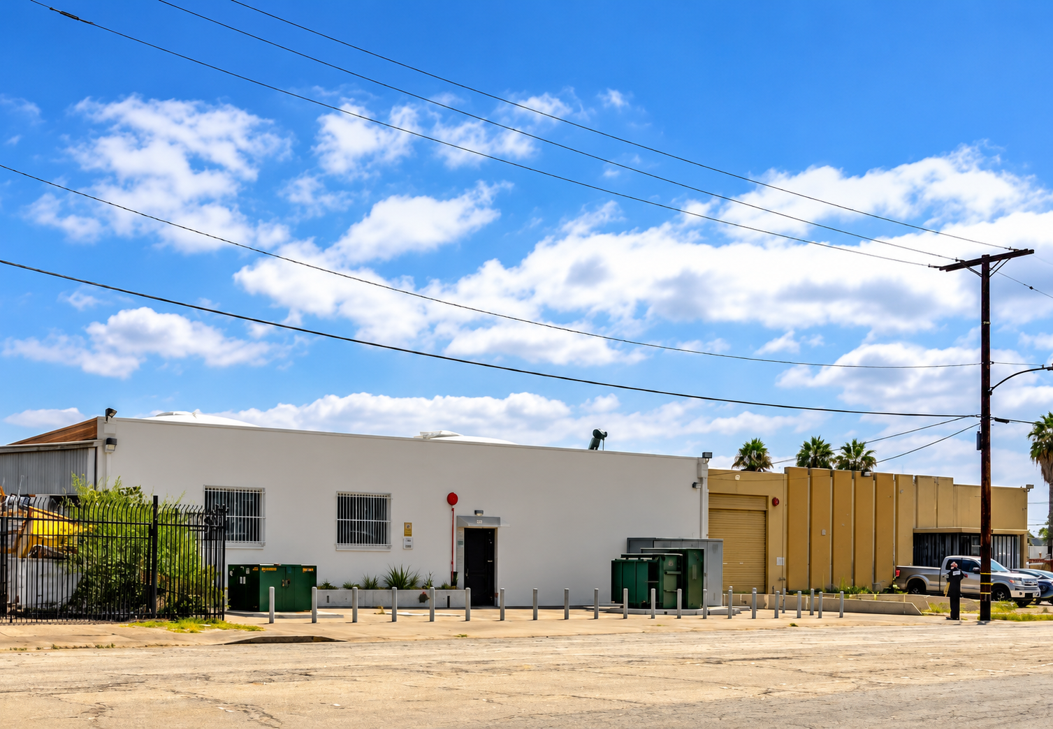 11010-11020 Santa Fe Ave