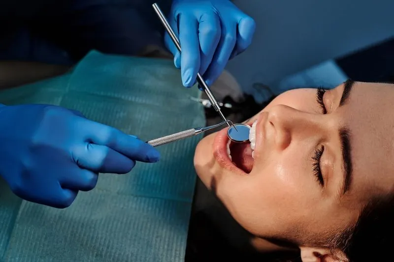 Dental crowns