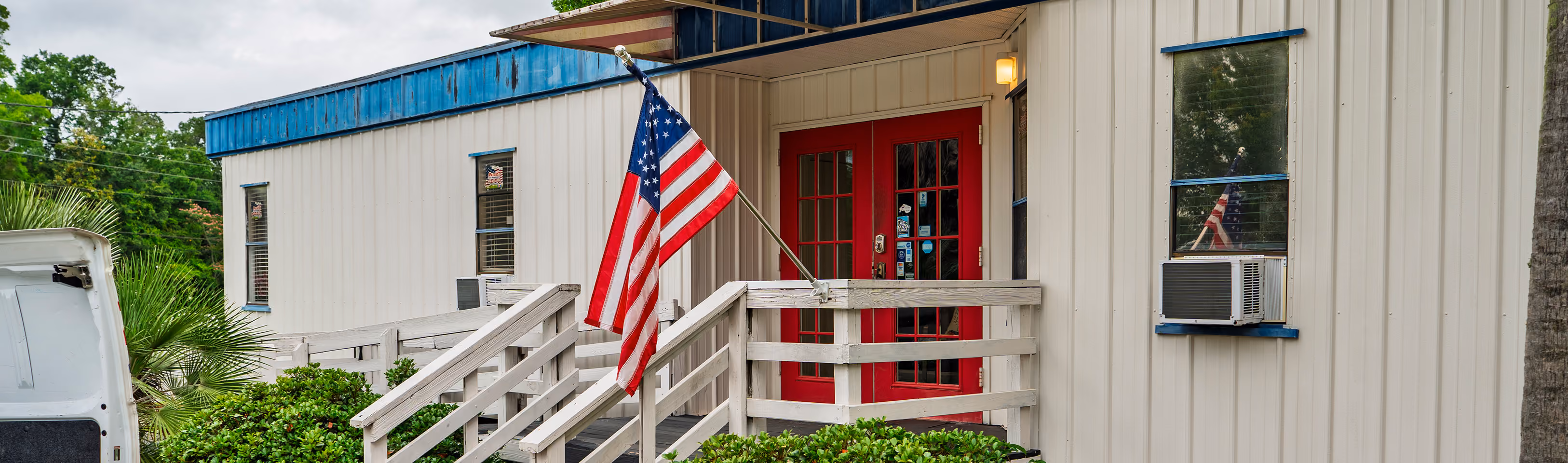 patriot pest management office building in pace florida