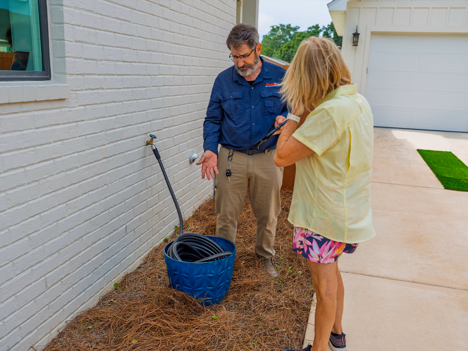 inspecting a florida property for mosquito breeding sites