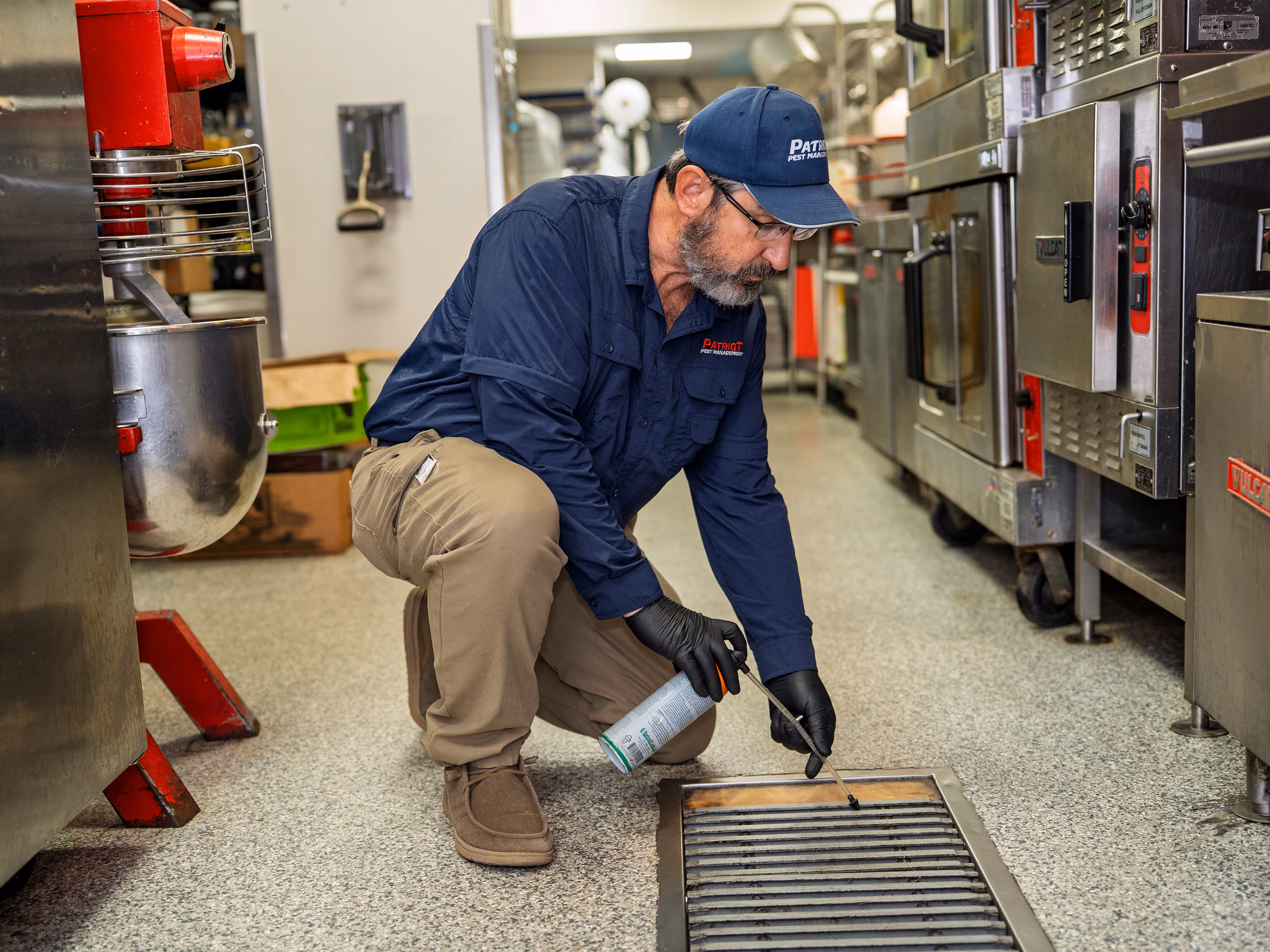 treating a business in pensacola fl for pests