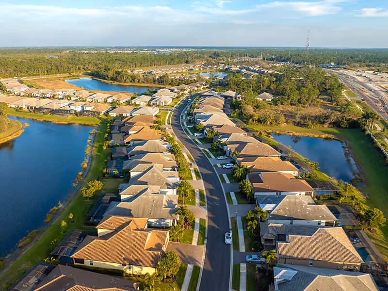 neighborhood in Florida
