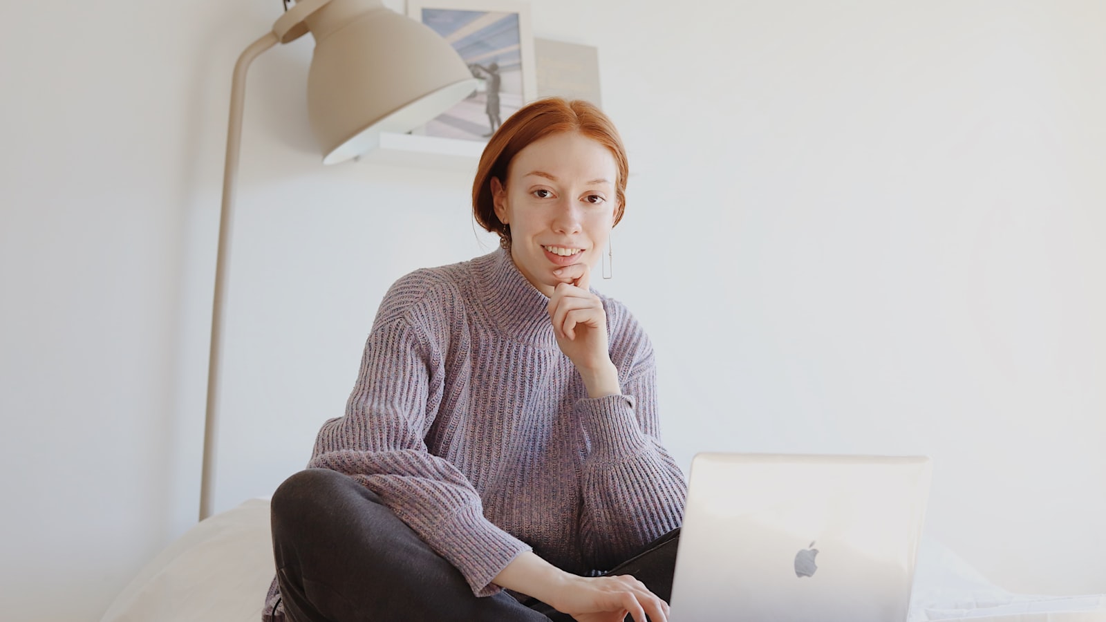Créateur de contenu freelance : structurer son activité et sécuriser ses revenus