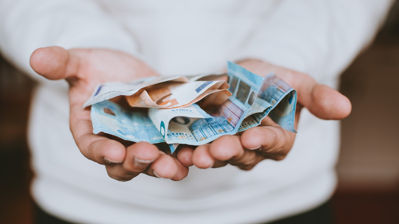 Créateur de contenu salaire : combien gagne-t-on en France ?