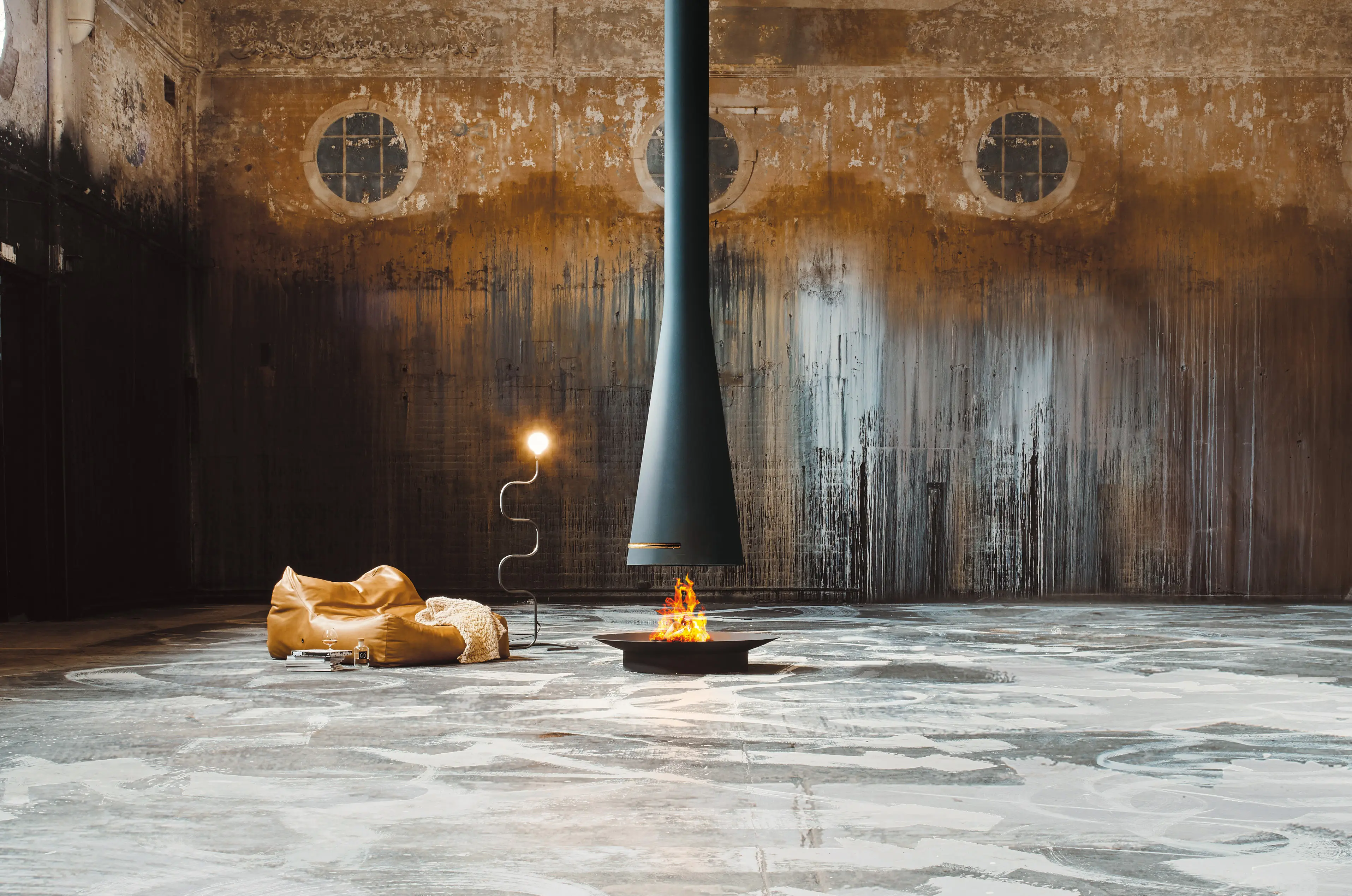 Filiofocus Telescopic suspended open wood fireplace by Focus Creation, with tapering conical hood