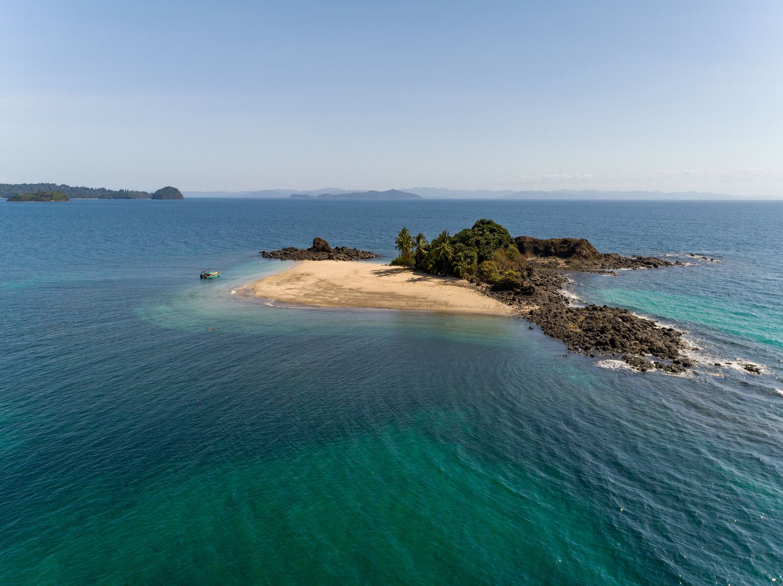 image of an exotic destination landscape (for a travel tech)