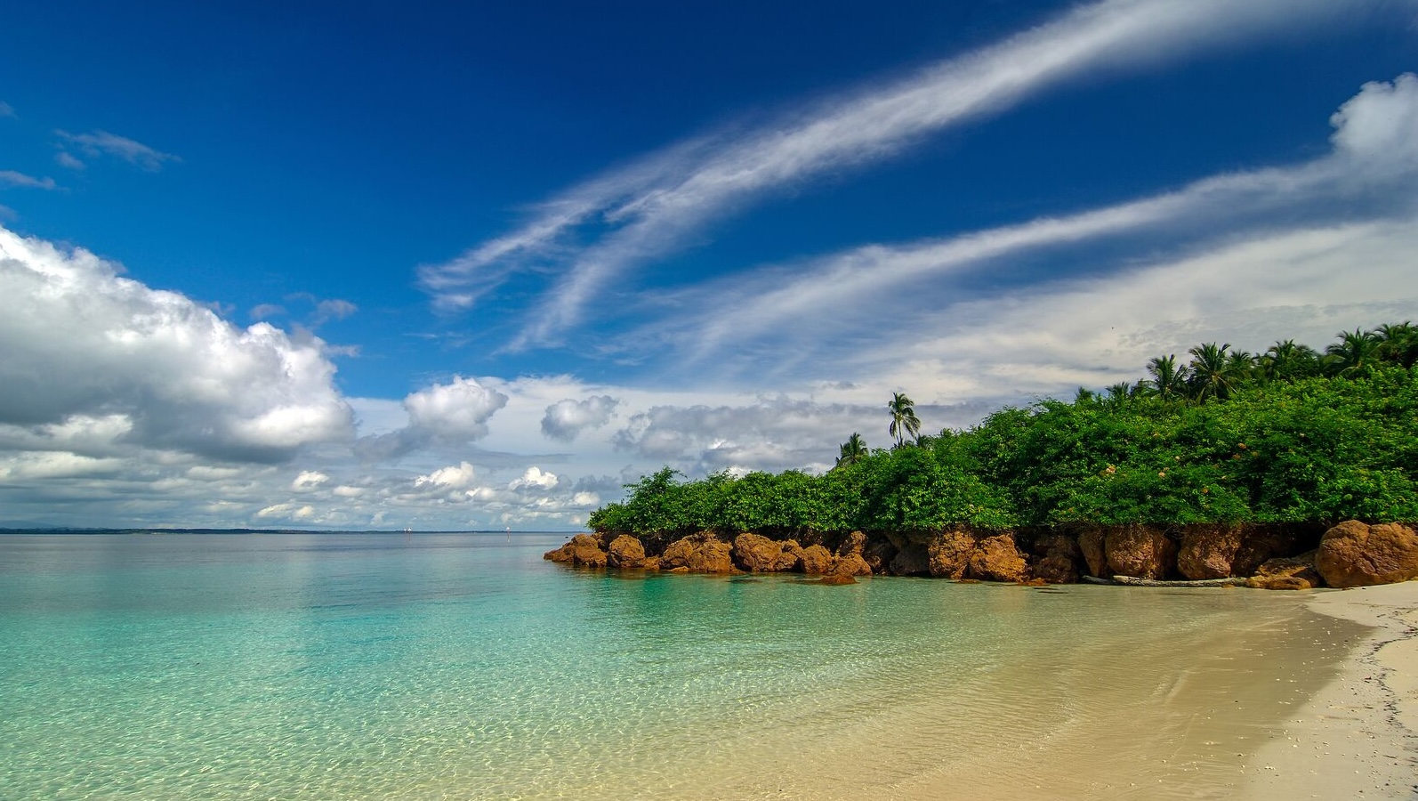 image of an exotic destination landscape (for a travel tech)
