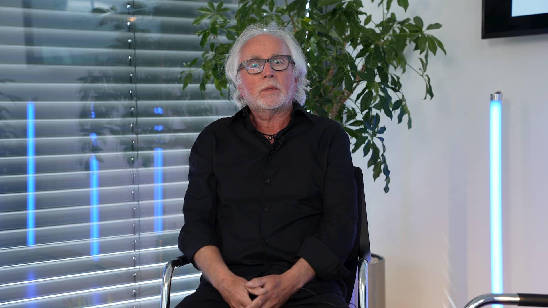Vorstellungsvideo-Standbild von Dr. med. Dipl.-Chem. Konrad F. Cimander
