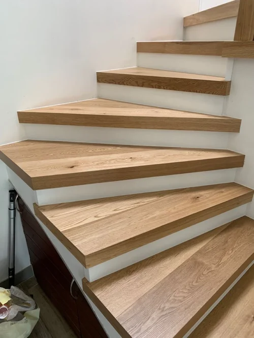Marches d'escalier.jpg