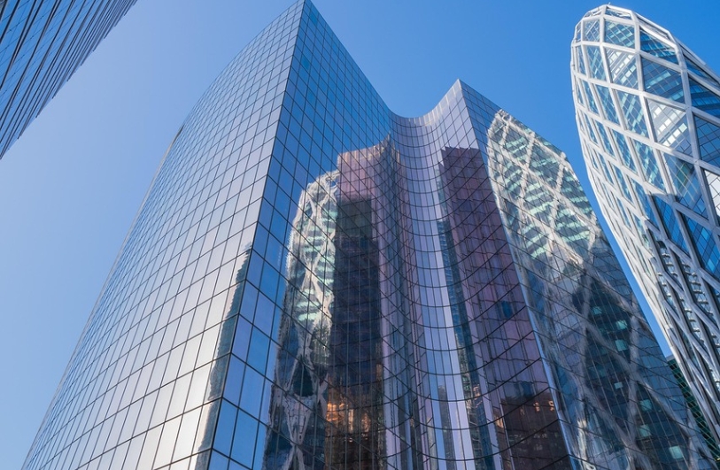 Club deal immobilier : Comprendre et maîtriser les risques avant d’investir