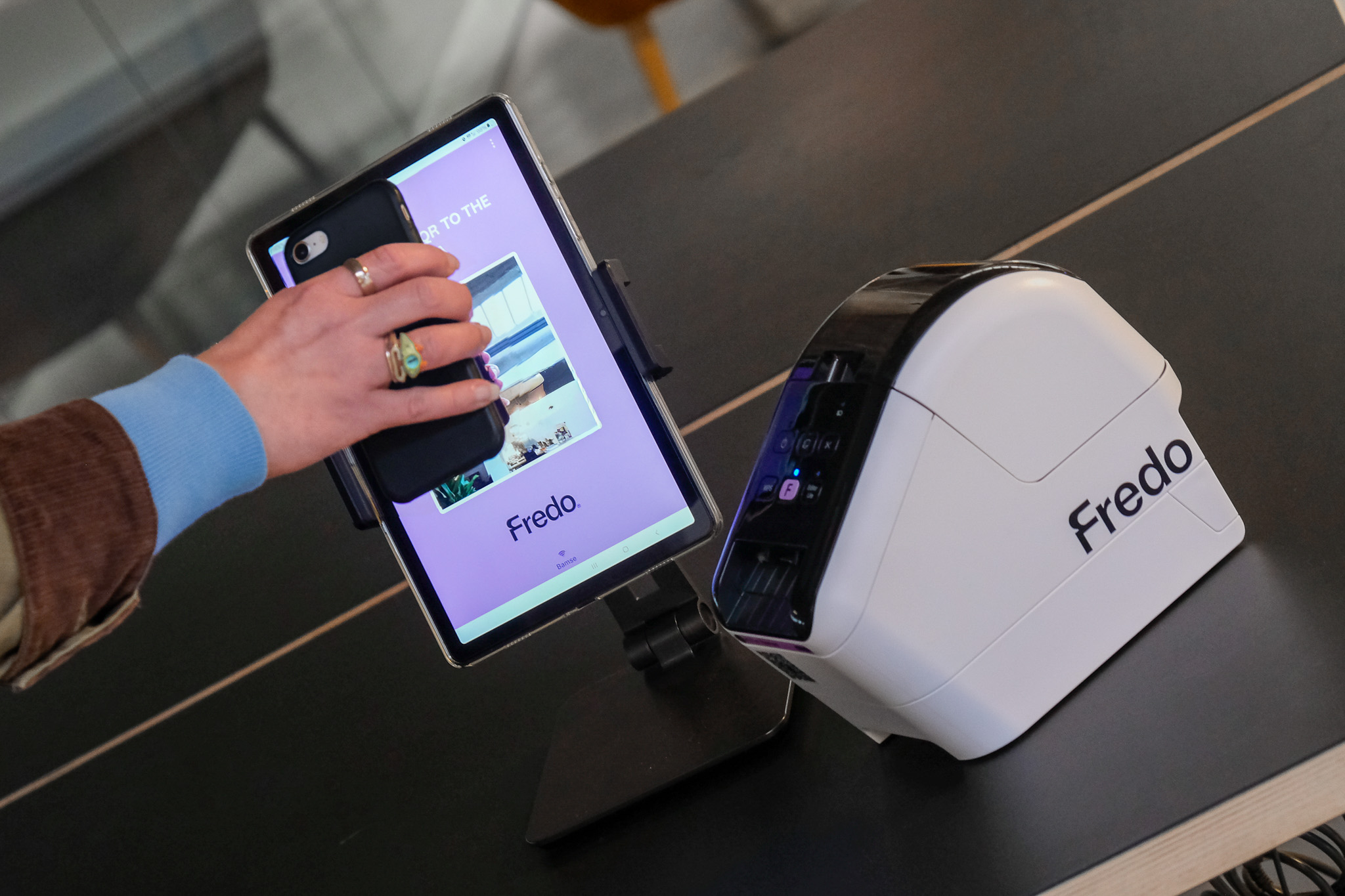 Fredo name badge printer and self check-in tablet