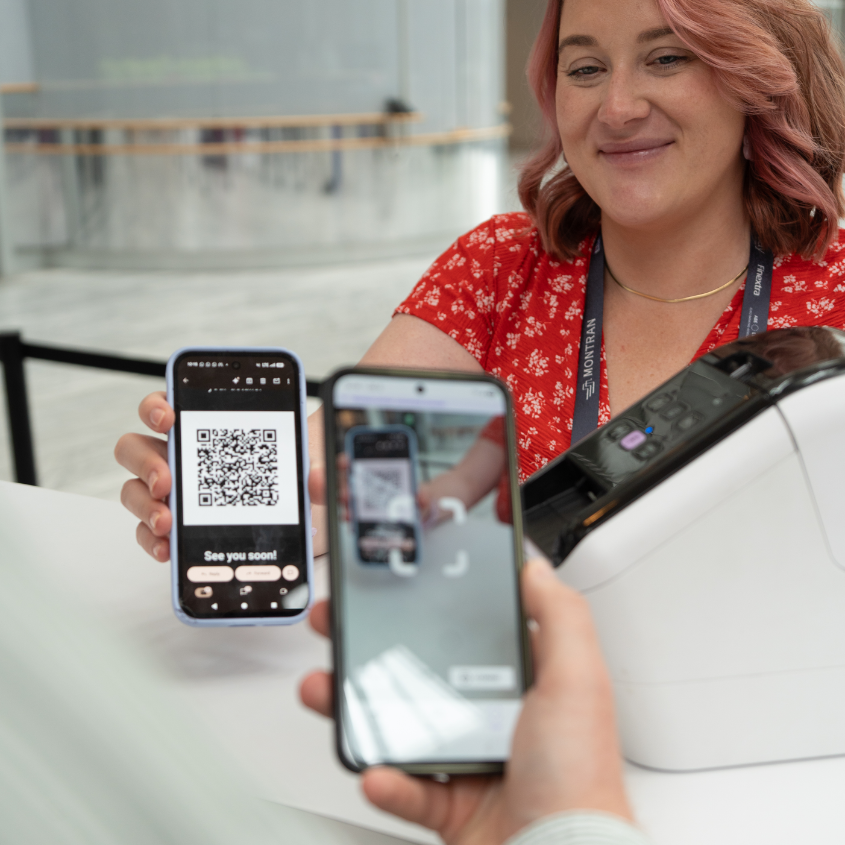Fredo-checkin-with-QR-code
