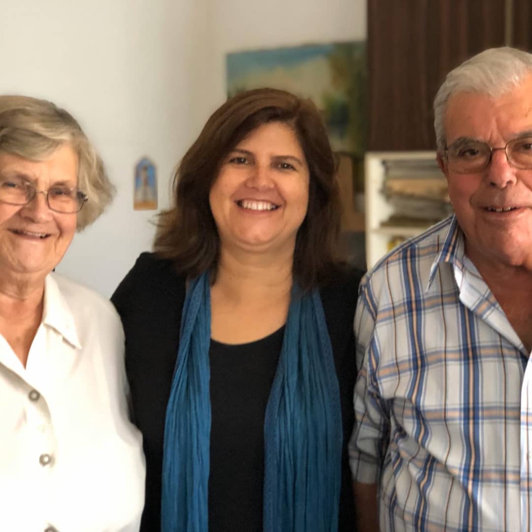 Cristina Cruz, founder of Lembray, with her parents - the family whose stories started it all