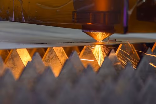 CNC fiber laser cutting machine