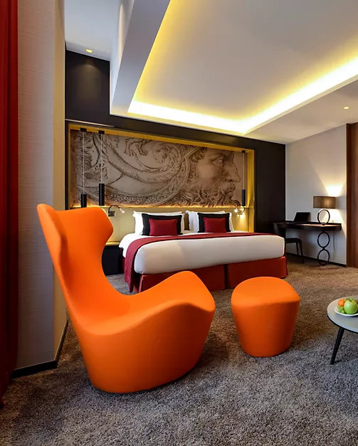 Décor en staff réalisé en Bourgogne